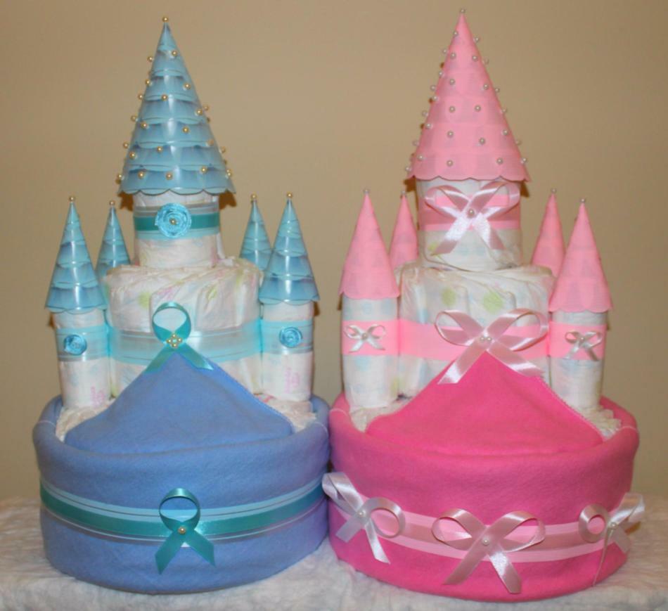 Gifts for newborns from diapers. How to make a cake from pampers?