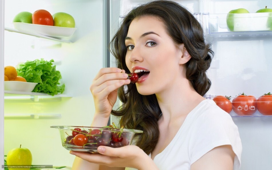 Is it possible for pregnant women to have grapes, black and red currants, plums, cherries, apricots, gooseberries, cherry plums and what are they useful for?
