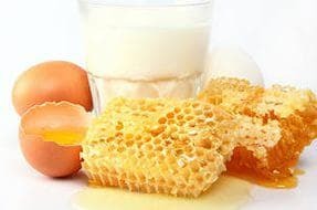 Milk, soda, honey and an egg from a cough