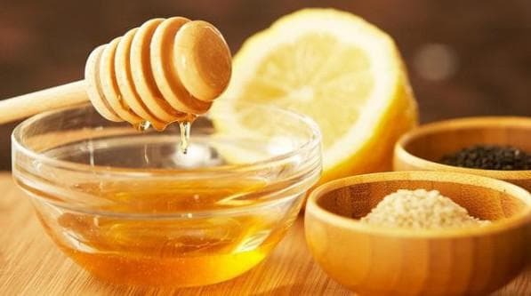 Honey composition against dry cough