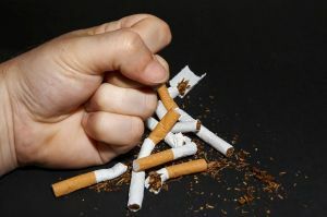 Išskirtinė rūkalių liga - naikinanti trombangiitą