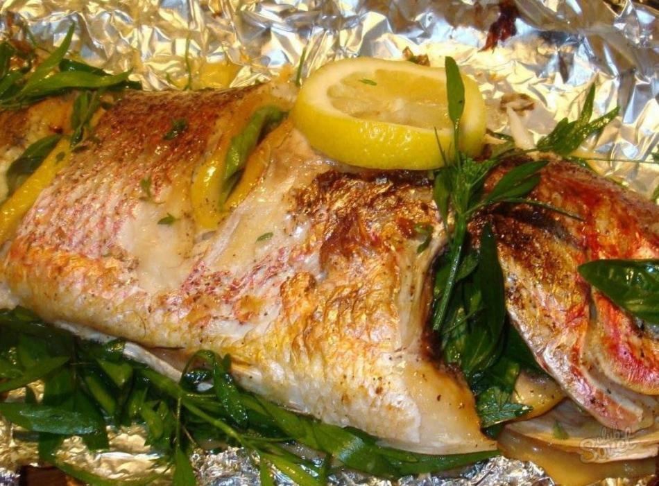 Fisk med poteter. Hvordan lage fisk og poteter i ovnen?oppskrifter