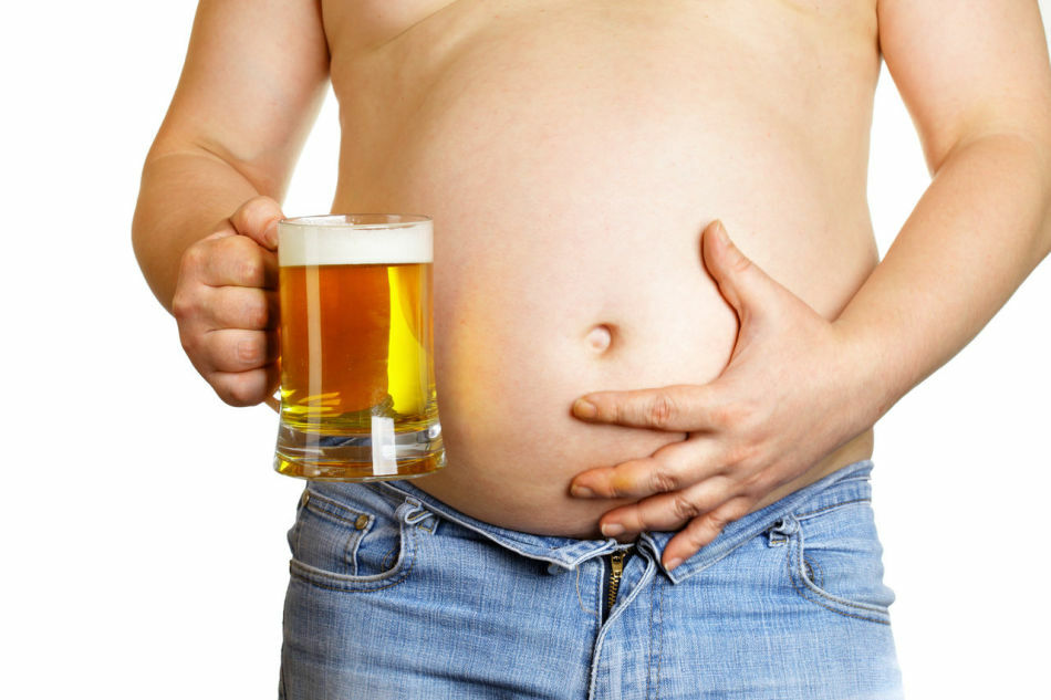 Skader og gavn for øl til kvinder og mænd. Er de fede af øl? Er det muligt at drikke alkoholfri øl?