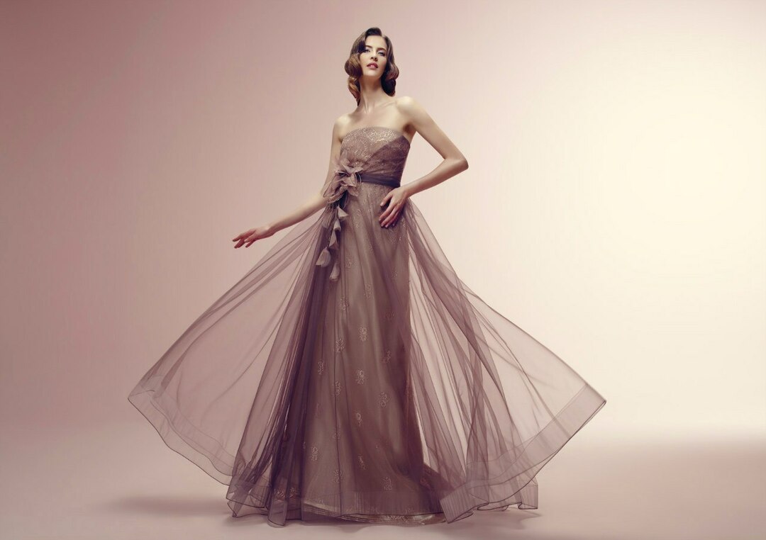 Kaip pasirinkti ir nusipirkti "AliExpress" vestuvių suknelę internete: balta, raudona, nebrangi, prabangus, transformatorius, rožinis, mėlynas, auksas, satinas, didelis dydis: katalogas, kaina, nuotrauka, apžvalga, apžvalgos