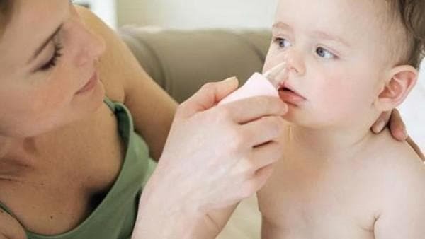 Kako pravilno oprati nos vašeg djeteta: značajke