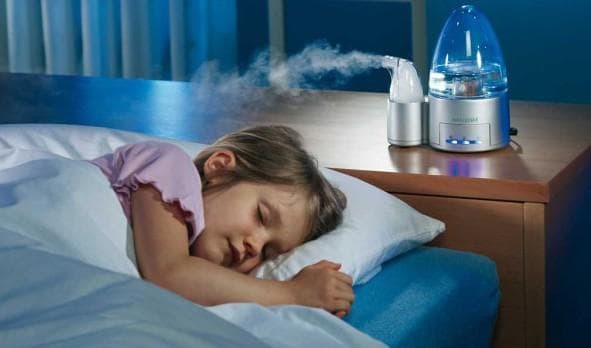 air humidifier in a child