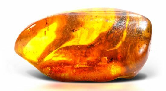 Amber kamen i njegova svojstva