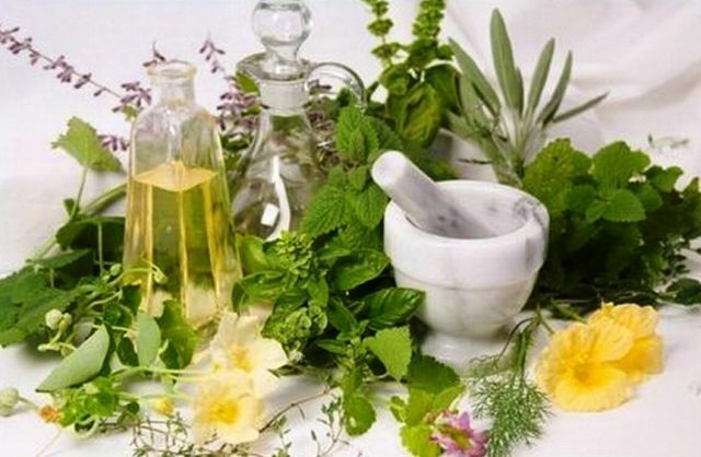 How to cure varicose folk remedies at home: the best recipes and tips