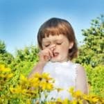 how to distinguish an allergic rhinitis