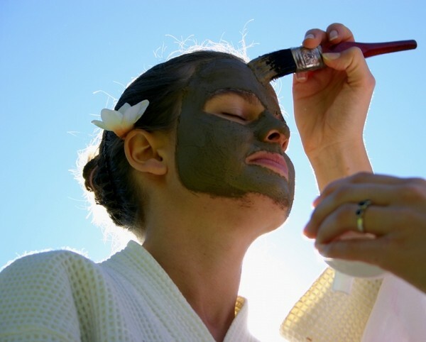 Masker kosmetik dari rumput laut: aplikasi, tindakan pencegahan