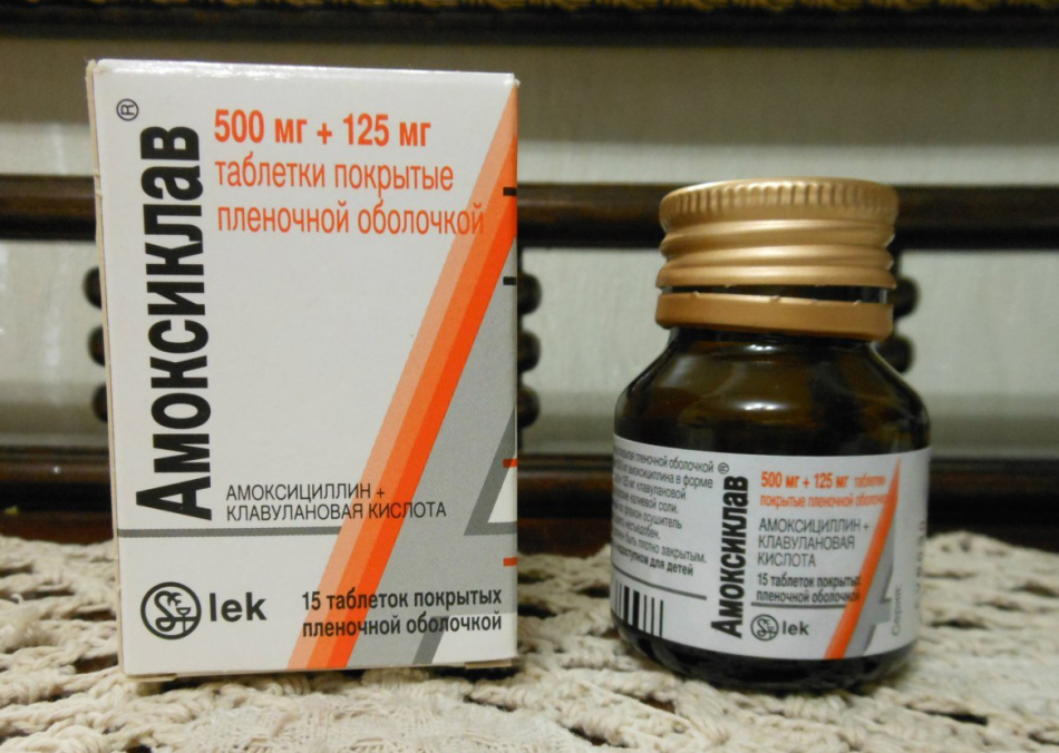 Amoxiclav - tablettia, suspensiota, injektioita: indikaatiot, annostus, käyttöohjeet, analogit, suosittelut. Voiko Amoxiclav lapsille raskauden aikana imettää?Amoxiclav: kuinka monta kertaa juoda päivässä ja kuinka kauan?