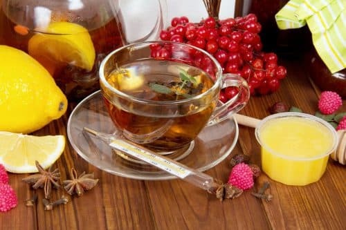 tea with lemon for the treatment of influenza