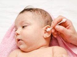 problems with the ears of the baby