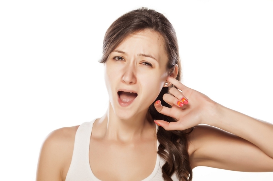 ¿Por qué me duelen los oídos?¿Qué significa si las orejas están rayadas? Signos populares