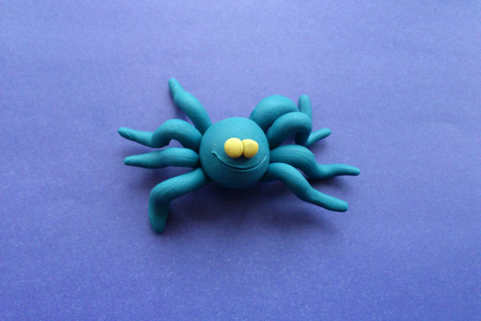 Handicraft - עכביש עם הידיים שלך למתחילים.כיצד להפוך עכביש מן plasticine, נייר, אוריגמי, חרוזים, להקות גומי, לסכל, מסטיק, חוט, בד, קרטון: שרטוטים, צילום