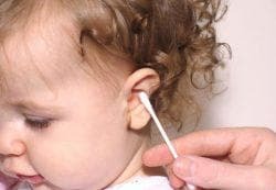 städar öronen hos barn