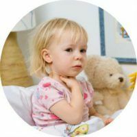 Wat is gevaarlijk voor kinderen stenose van het strottenhoofd en hoe het te behandelen