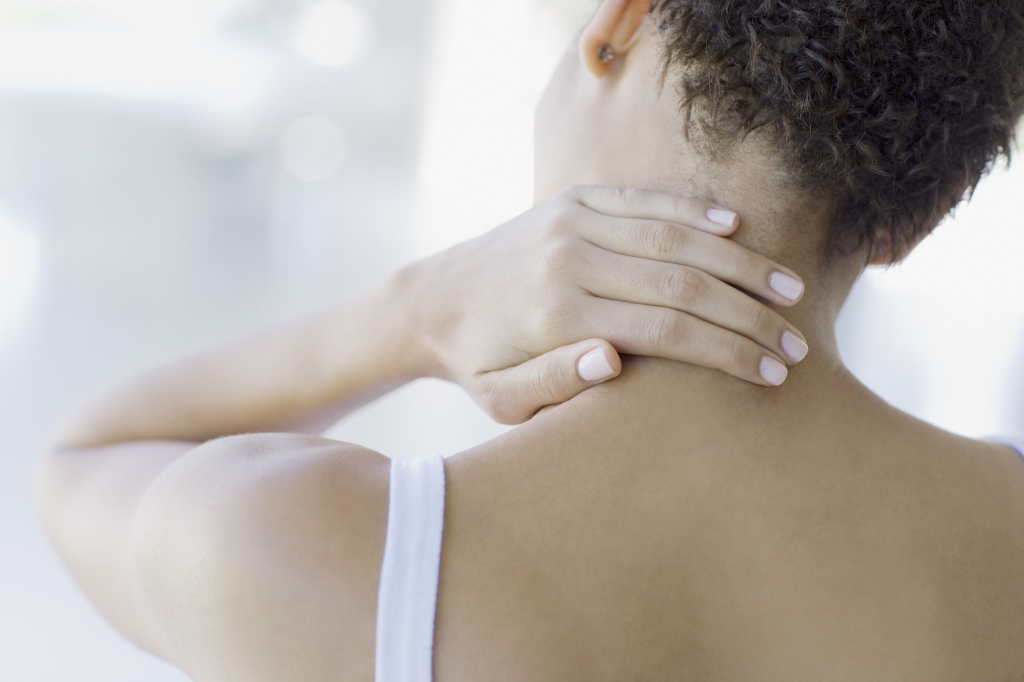 Headache in the nape: types of pain and causes. Treatment of pain in the back of the neck with folk remedies