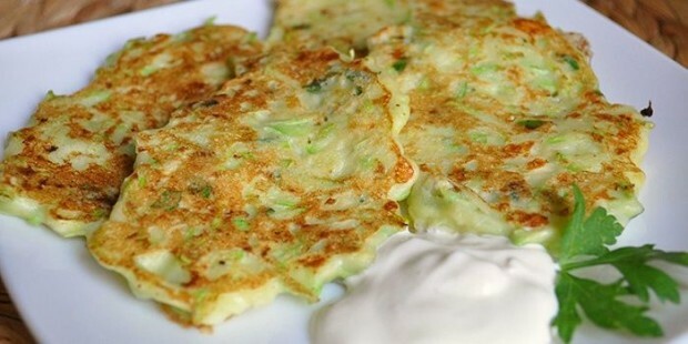 Fritters op kefir - de beste recepten