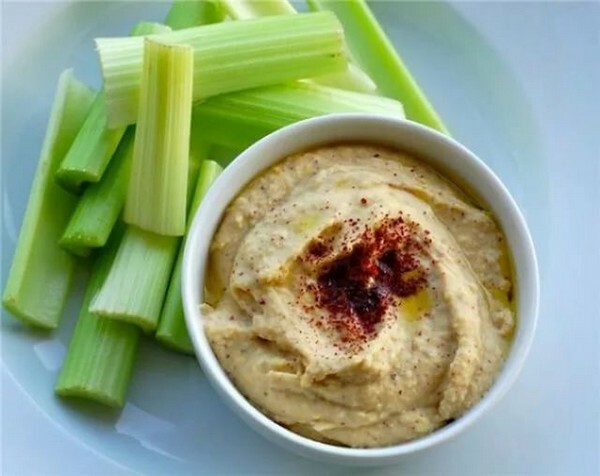 Resep hummus buncis di rumah - rasa Mediterania yang indah di atas meja Anda