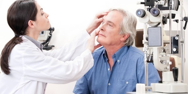 Normalni očesni tlak z uporabo Glaumax