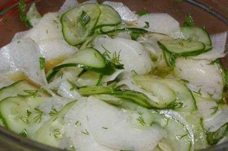 O que é um daikon e com o que é comido?