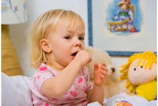 hoesten bij kinderen jonger dan 3 jaar