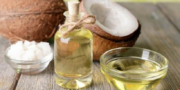 Minyak kelapa aromatik untuk perawatan rambut