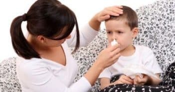 Symptome der Sinusitis bei 2-Jährigen