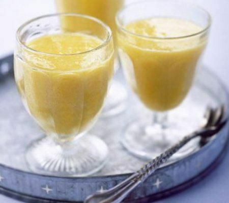 Receitas de smoothies cozidas com banana