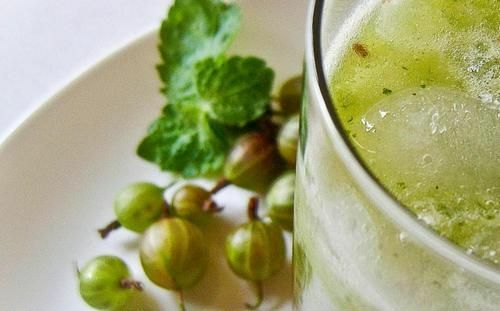 Seleksi smoothies terbaik dengan penambahan gooseberry!