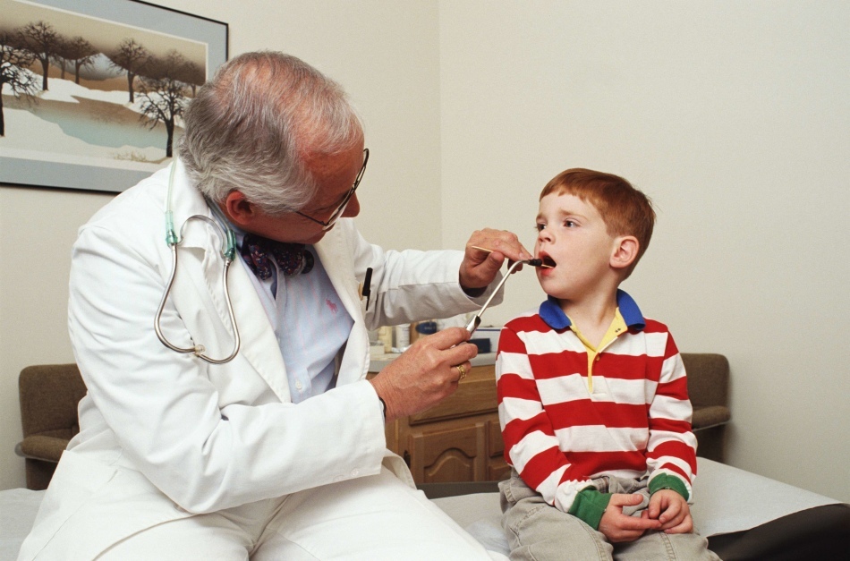 Laryngitis bij een kind. Hoe droge hoest bij kinderen te behandelen?