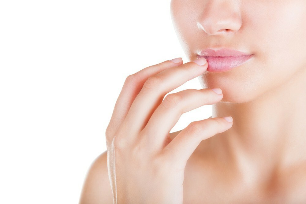 ¿Cómo aumentar los labios con ejercicio? Ejercicios para labios hermosos