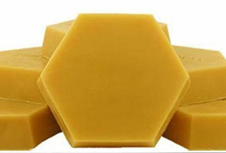 Kami menerapkan beeswax untuk kesehatan dan kecantikan