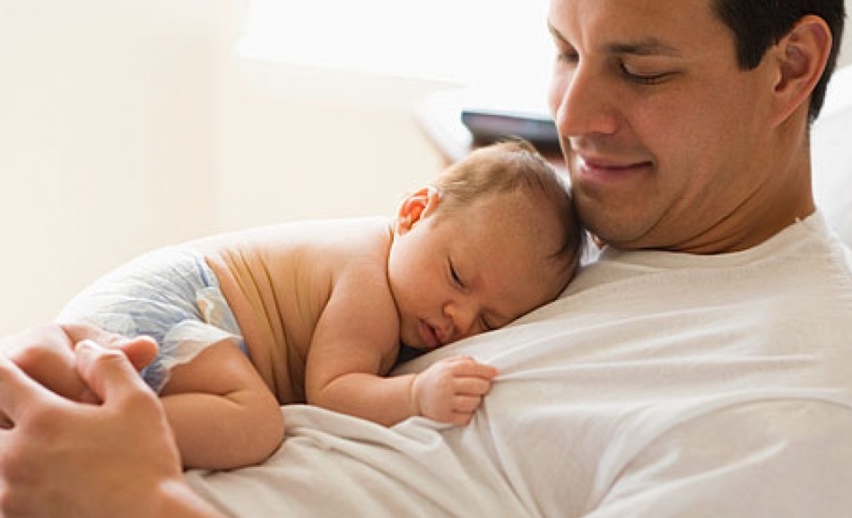 De baby 's nachts voeden. Hoe kan een kind gespeend worden van nachtvoeding?