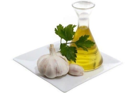 garlic juice with olive oil